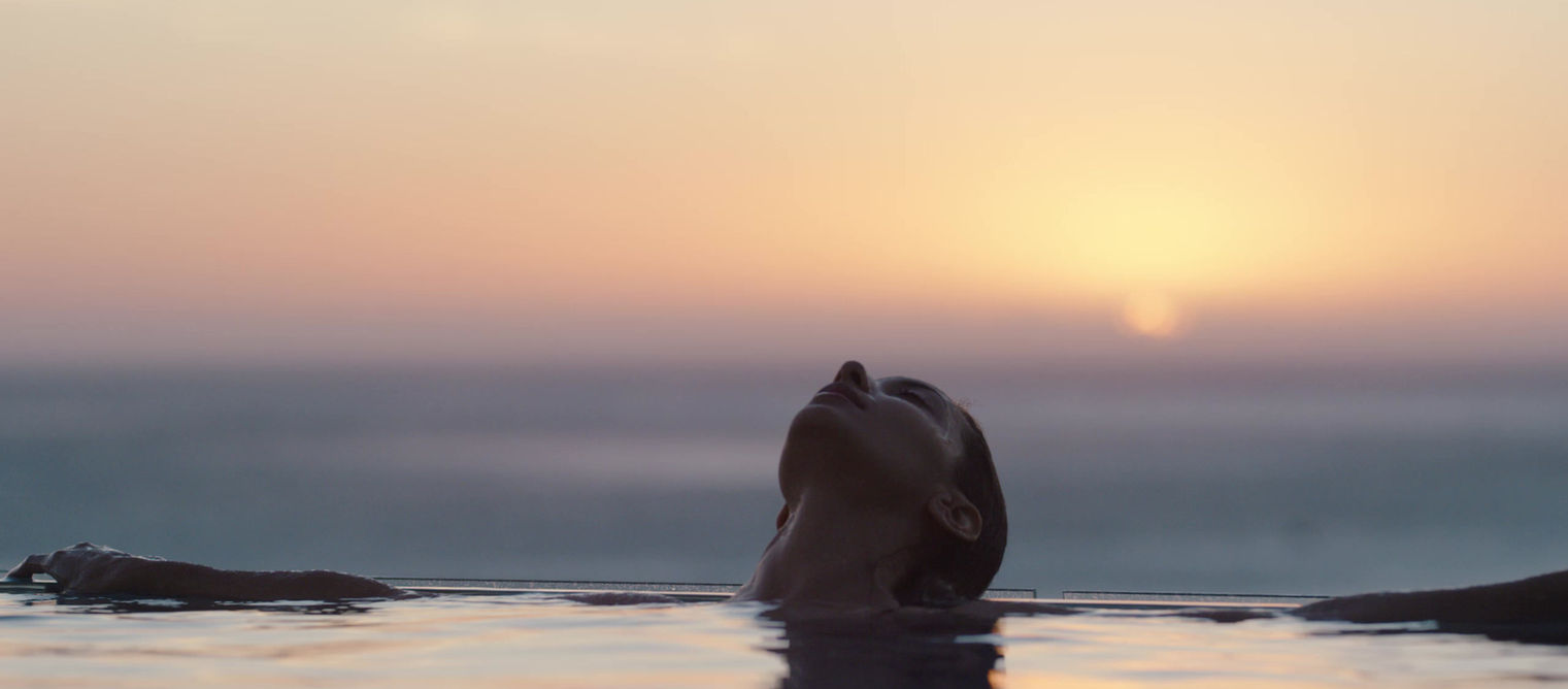 フケ・かゆみに悩む、すべての方へ。
ぜひ一度、このアニラシャンプーを試してみてほしいです。